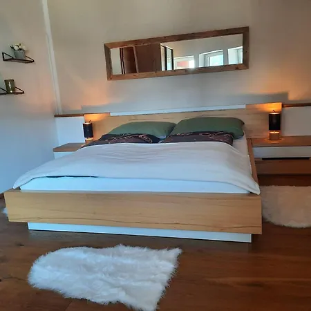 Apartment Emilia *